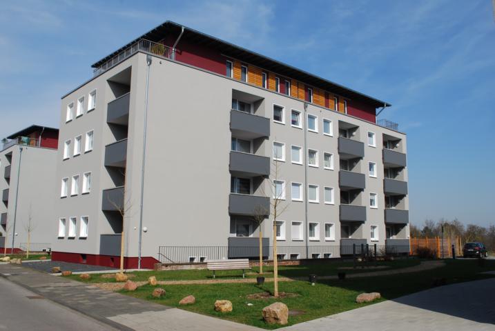 Pestalozzistraße 2-4 Seite